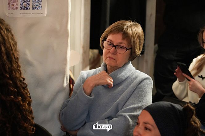 зрительный зал домашние чтения