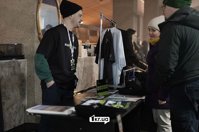 мерч «Жадан и собаки»