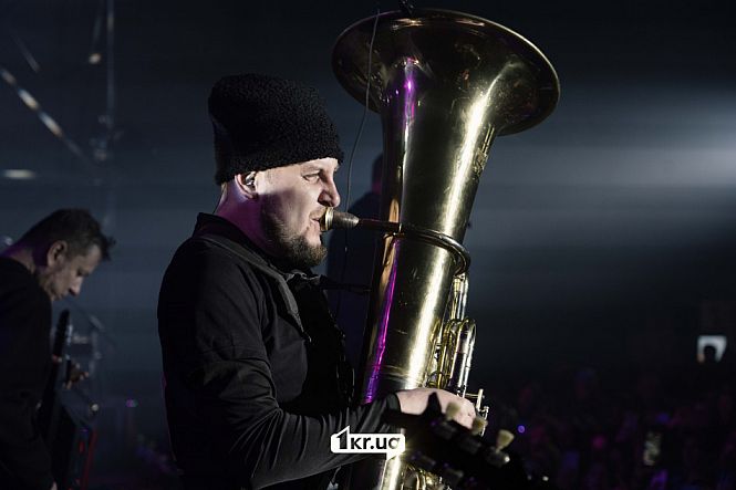 саксофонист концерт музыка выступление