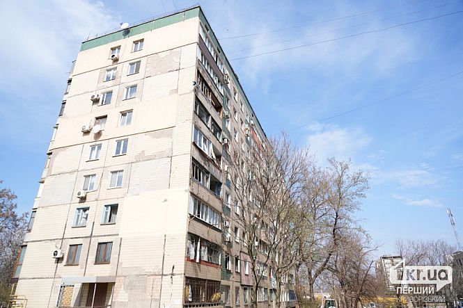 поврежденный дом от удара рф