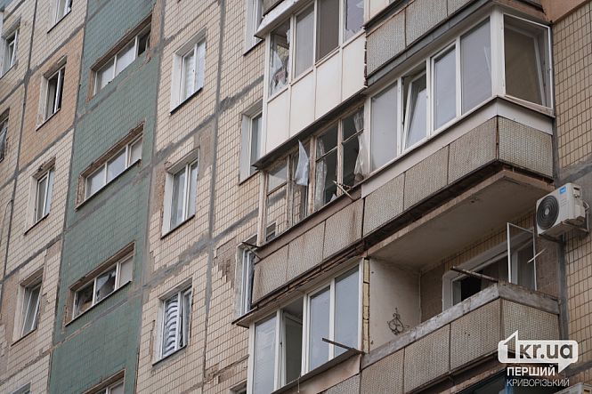 последствия от ударной волны на доме