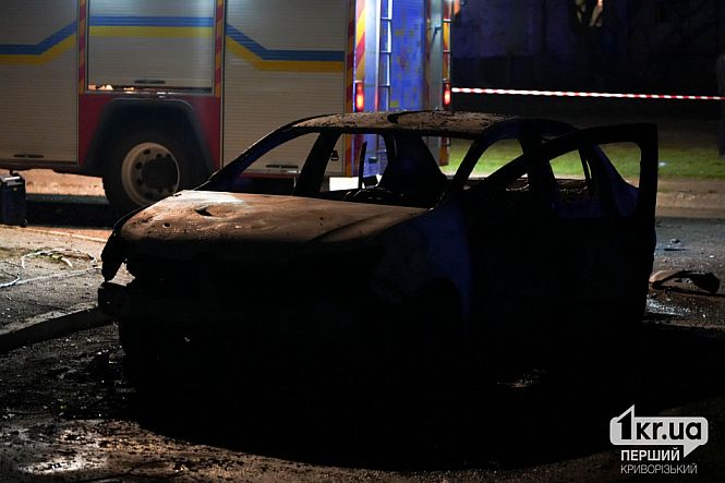 сгоріла автівка від ракетного удару кривий ріг