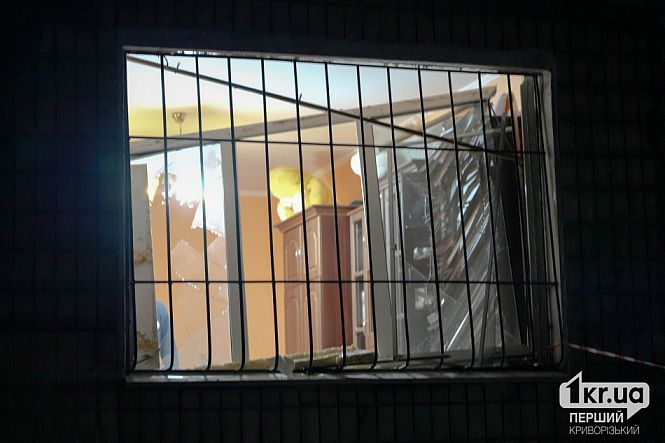 вибиті вікна та рами від ударної хвилі кривий ріг