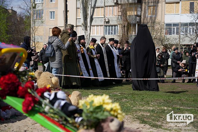 панихида по погибшим на детской площадке молитва