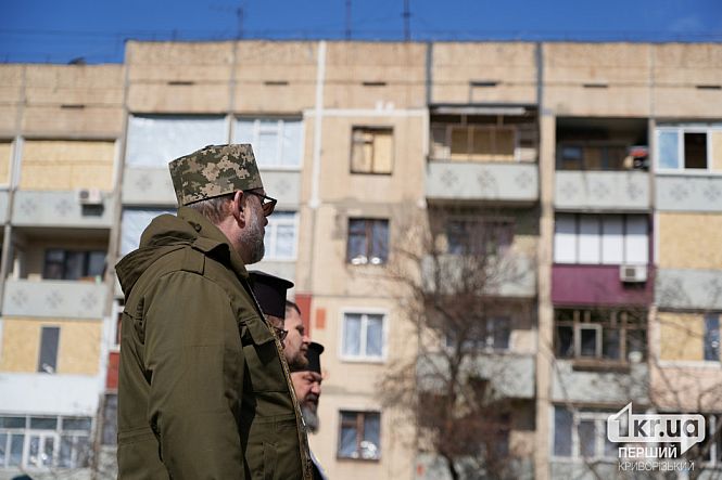 церковнослужитель-военный на панихиде кривой рог