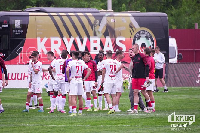 празднование победу клубом кривбасс