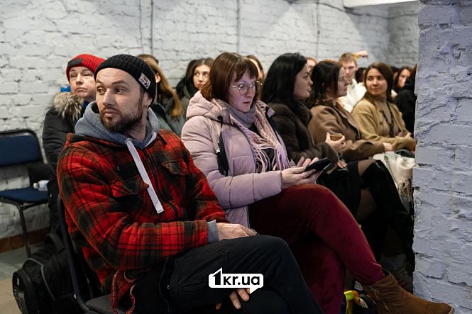 Нетворкінг “Чи робити гроші на творчості?”