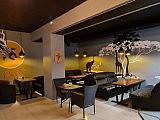 La Girafe Cafe