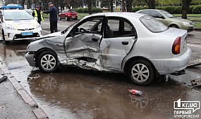 Авария в Кривом Роге: Volkswagen протаранил Daewoo | 1kr.ua