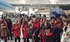 Криворізькі студенти заспівали «Щедрик» | 1kr.ua
