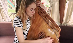 Українська пісня - Чарівна скрипка ( інструментальна версія на бандурі)виконує Тетяна Мазур