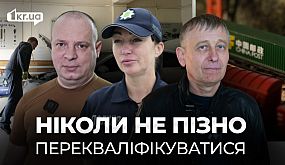 Без коментарів: активісти пофарбували танк на площі Визволення