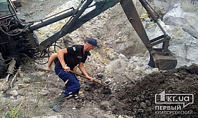 Из-за обвала песка в Пятихатском районе погибли подросток и мужчина