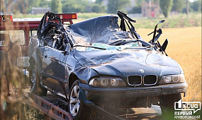 Происшествия: под Кривым Рогом BMW e39 врезалось в дерево и перевернулось на крышу | 1kr.ua