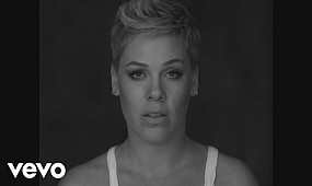 P!nk - Wild Hearts Can't Be Broken (Official Video)