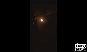 Ночью в Кривом Роге горел автомобиль MERCEDES | 1kr.ua